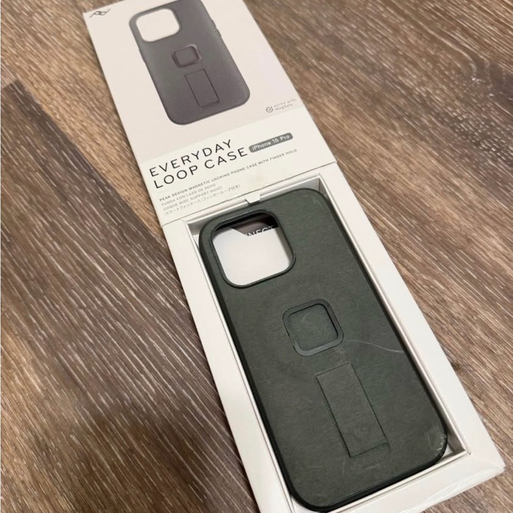 Peak Design Everyday Loop Case - Sage (iPhone 15 Pro)